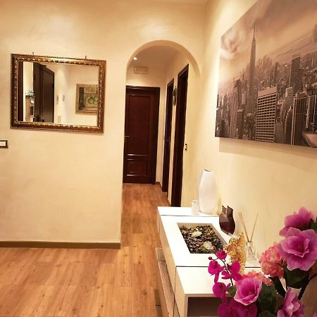 La Casa Della Sposa Apartment Trani Exterior photo